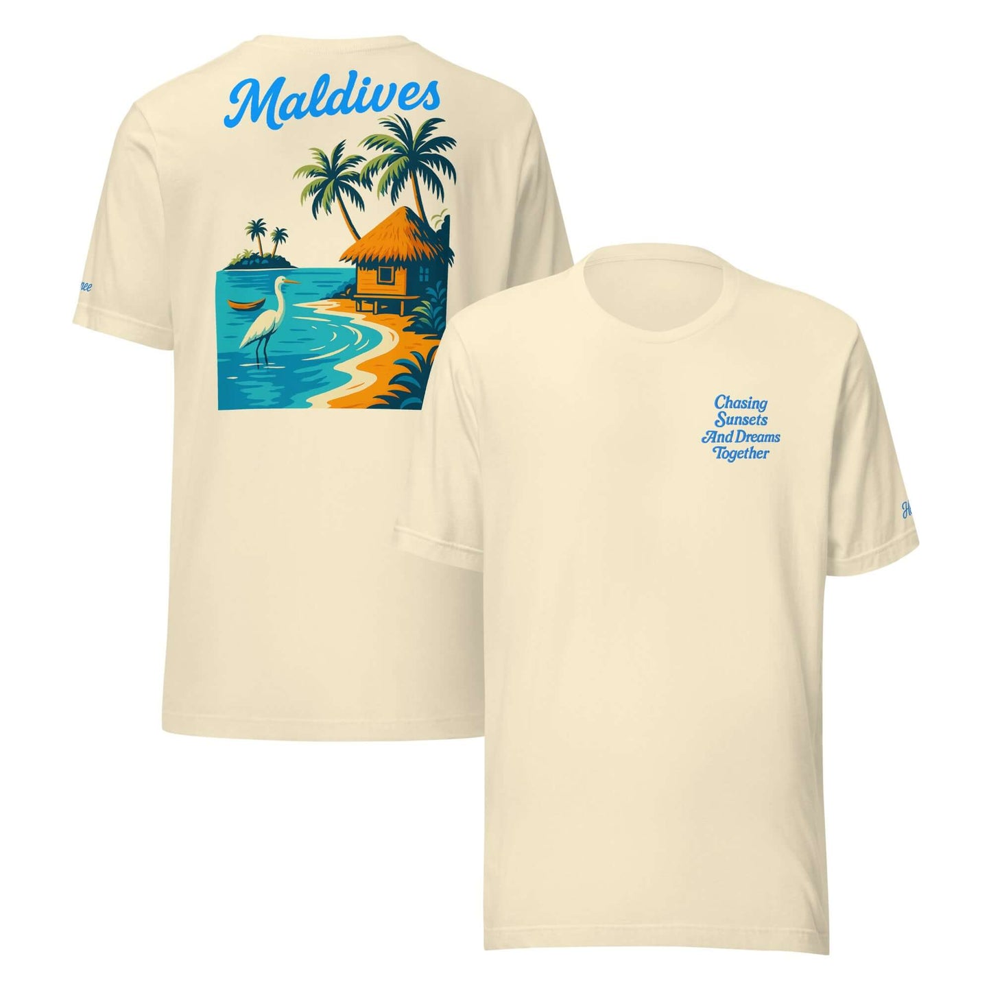 T-shirt vacanze da donna con ricamo "Chasing Sunsets and Dreams Together" e stampa ispirata alle Maldive.