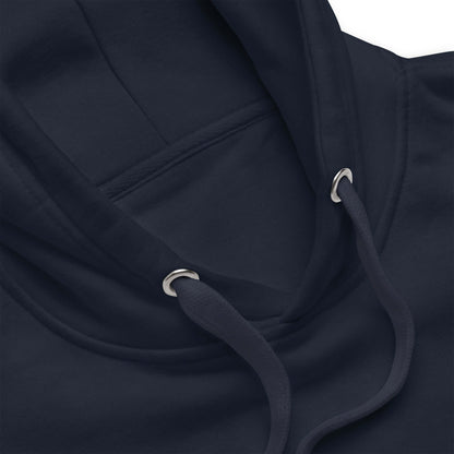 Dettaglio della felpa London unisex con cappuccio in colore blu navy, evidenziando il design artigianale.