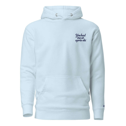 Felpa St. Moritz ricamata blu chiaro con scritta "You had me at aprés-ski" perfetta per l'inverno.
