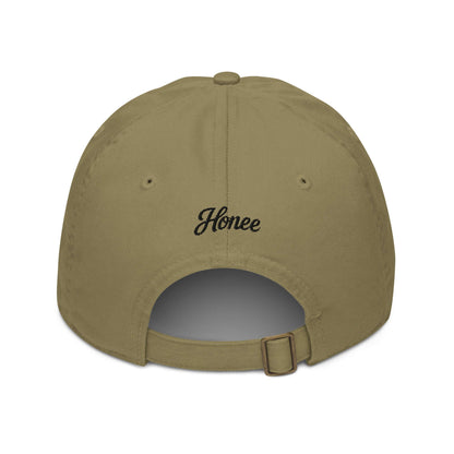 Cappellino ricamato in tessuto organico color khaki con scritta 'Honey' sul retro