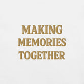 frase ricamata 'Making Memories Together' sulla t-shirt vacanze da donna, maglietta coppia.