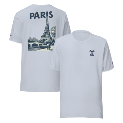 T-shirt bianca da uomo con grafica Parigi e scritta 'La vie est belle', elegante e romantica.