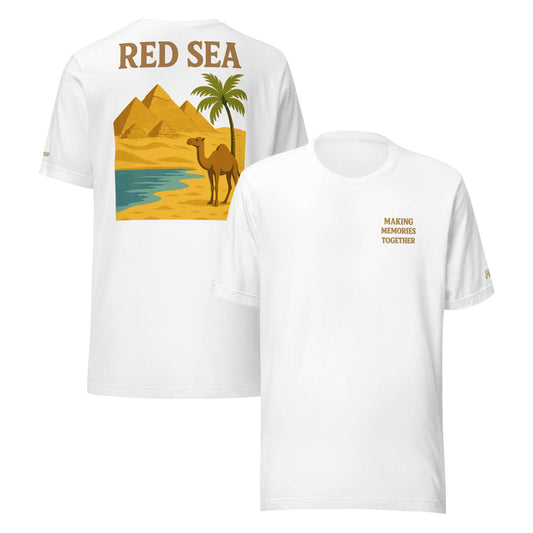 T-shirt vacanze Mar Rosso da donna con grafica del deserto e frase ricamata 'Making Memories Together'.